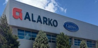Türkiye’nin köklü şirket topluluklarından biri olan Alarko Holding, enerji, taahhüt, sanayi, turizm, tarım ve gayrimenkul geliştirme gibi farklı alanlardaki yatırımlarıyla dikkat çekmeye devam ediyor. 1954 yılında İshak Alaton ve Üzeyir Garih tarafından kurulan şirket, bugün 70 yılı aşan tecrübesiyle Türkiye’nin en güçlü kurumsal yapıları arasında gösteriliyor. 1973 yılında holding yapısına geçen şirket, yıllar içerisinde gerçekleştirdiği yatırımlarla hem yurt içinde hem de uluslararası pazarlarda önemli projelere imza attı. Konulu bir haber görseli.