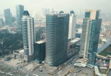 Türkiye’nin önde gelen yatırım grupları arasında yer alan Ferko, özellikle gayrimenkul, turizm, ticaret ve sanayi alanlarında gerçekleştirdiği projelerle dikkat çekiyor. 1991 yılında kurulan şirket, yıllar içinde gerçekleştirdiği büyük ölçekli yatırımlarla Türkiye’nin önemli holding yapılarından biri haline geldi. Modern ofis projeleri, otel yatırımları ve uluslararası iş ortaklıklarıyla öne çıkan Ferko, özellikle İstanbul’daki prestij projeleriyle tanınıyor. Konulu bir haber görseli.