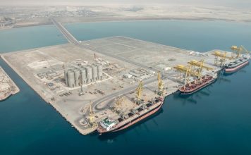 Türkiye’nin köklü mühendislik ve taahhüt şirketlerinden biri olan STFA Holding, inşaat, enerji, denizcilik, altyapı ve teknoloji alanlarında gerçekleştirdiği projelerle dikkat çekiyor. 1938 yılında Sezai Türkeş ve Feyzi Akkaya tarafından kurulan grup, Türkiye’nin ilk büyük müteahhitlik şirketlerinden biri olarak kabul ediliyor. Kuruluşundan bu yana hem Türkiye’de hem de uluslararası pazarda önemli projelere imza atan STFA Holding, özellikle altyapı ve mühendislik alanındaki deneyimiyle öne çıkıyor. Konulu bir haber görseli.